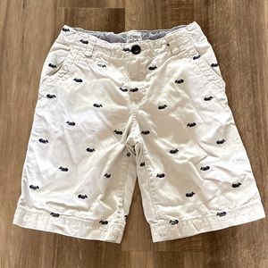 Boys SZ 8 childrens place khaki tan navy fishbone embroidered shorts SO CUTE🐟